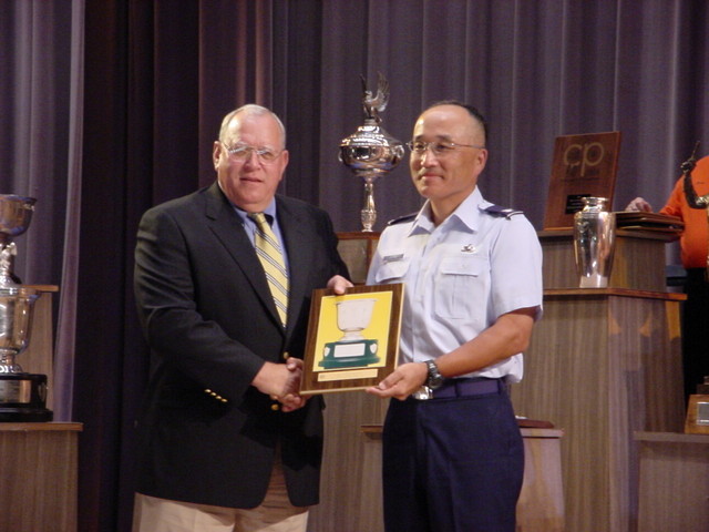 Col Chang Receiving the General Twining Award
