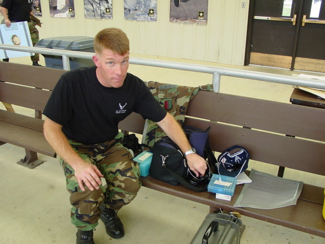 Col(s) Teskey packing up for the day