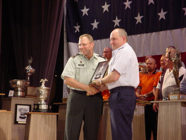 Col Hays accepting the NRA General Twining Award